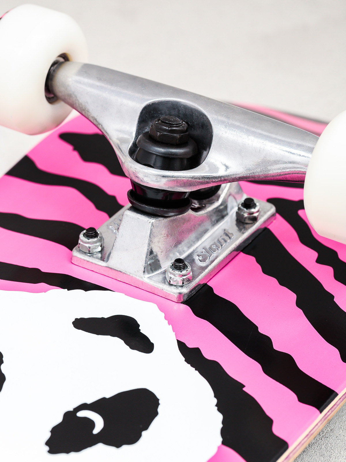 Skateboard Enjoi Punk Doesn't Fit (black/pink)