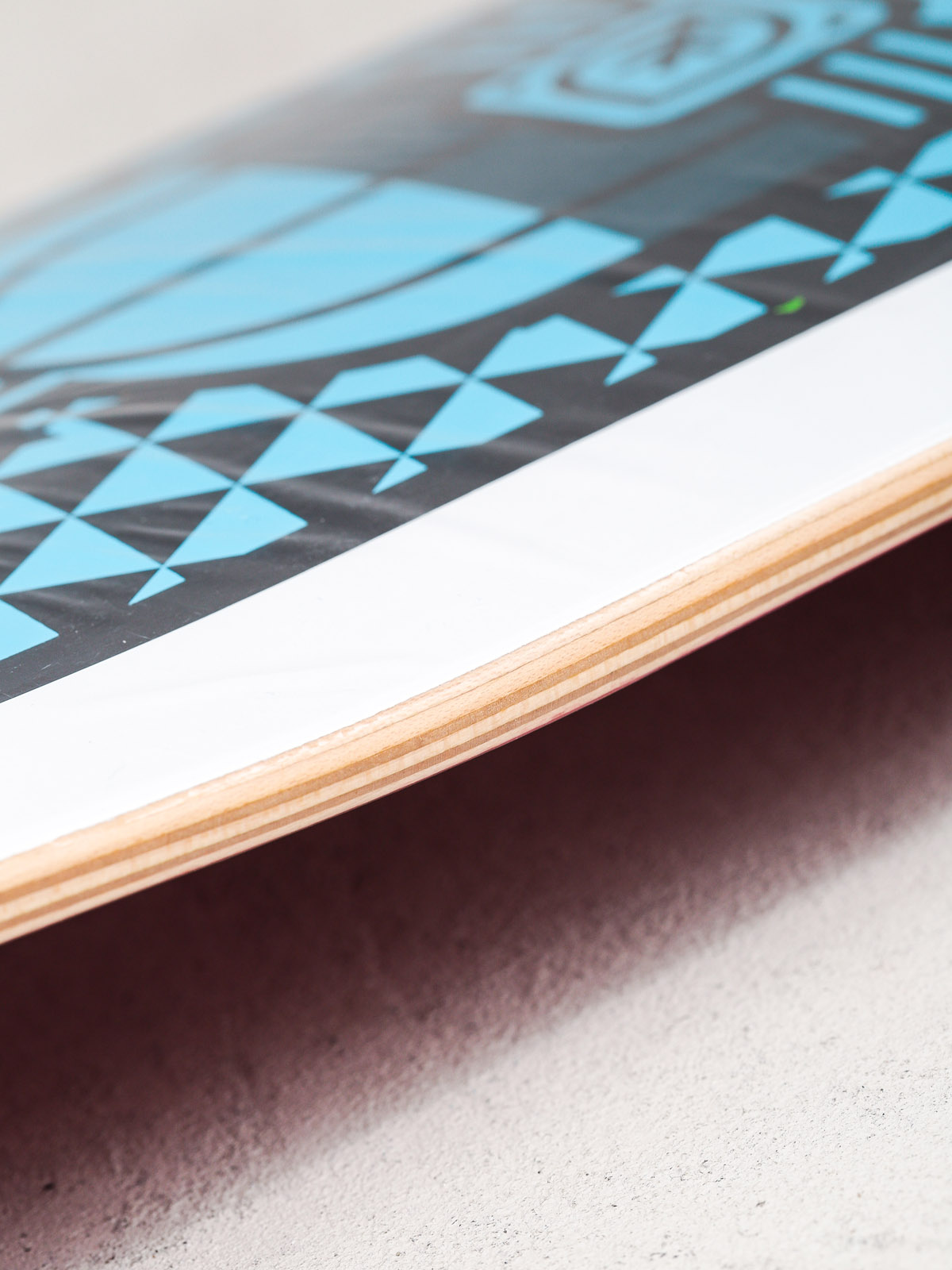 Deska Semper Skateboards Stained Glass (white/black/blue)