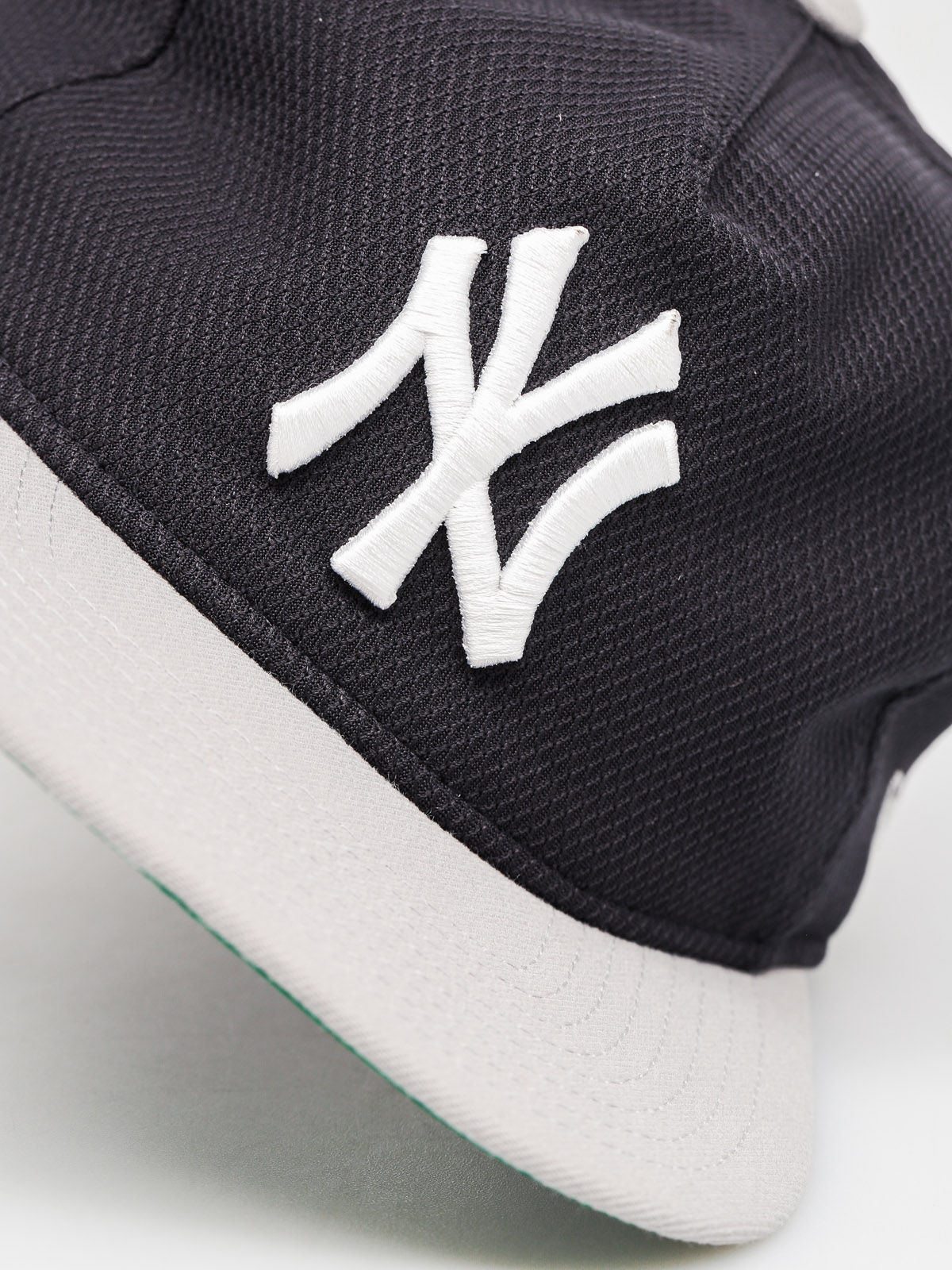 Kšiltovka New Era Diamond Era Unstructured NY Yankees ZD (navy/grey)