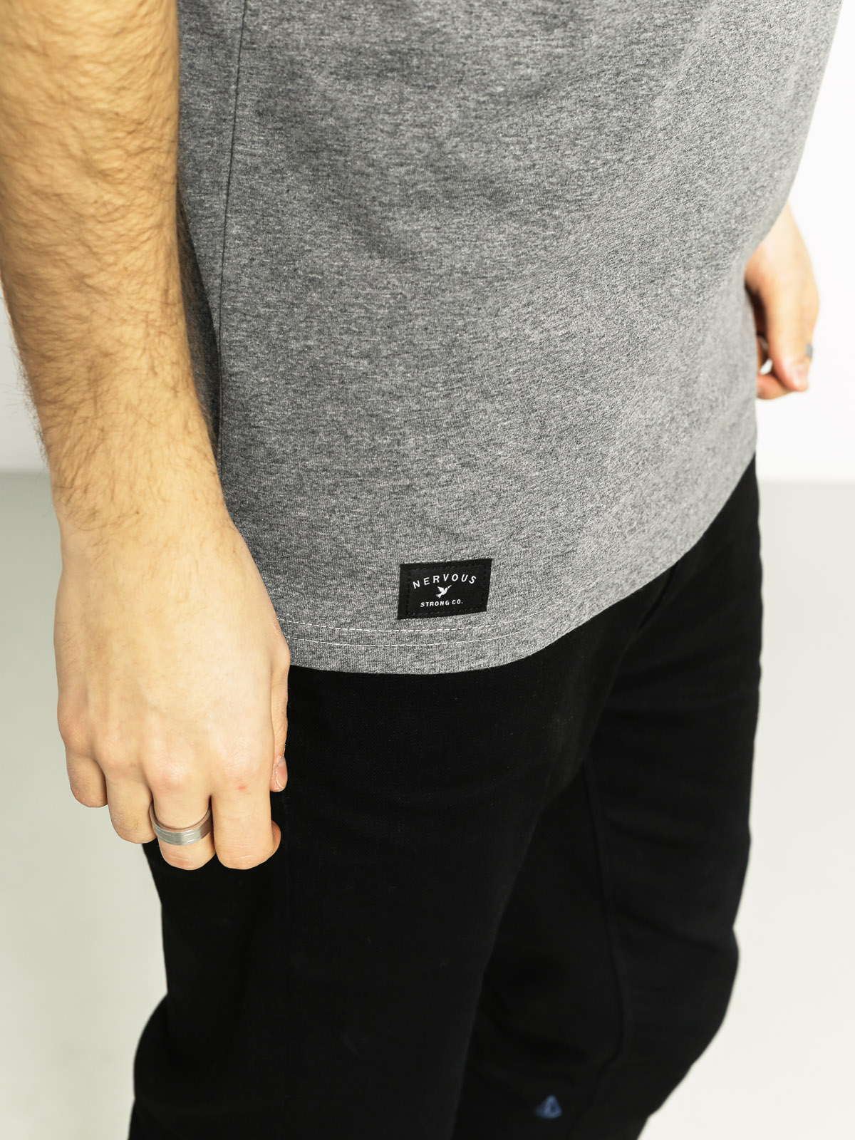 Tričko Nervous Broadcast (grey)