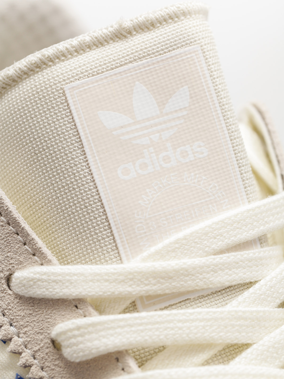 Boty adidas Iniki Runner (owhite/blue/corred)