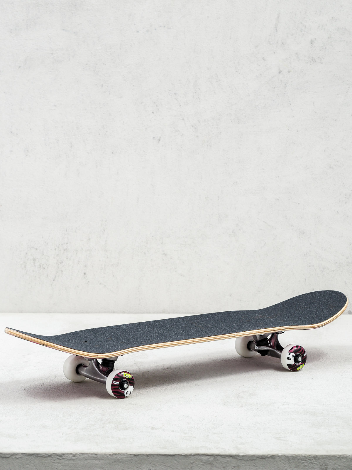 Enjoi Skateboard Zebra Punk Yth (pink)