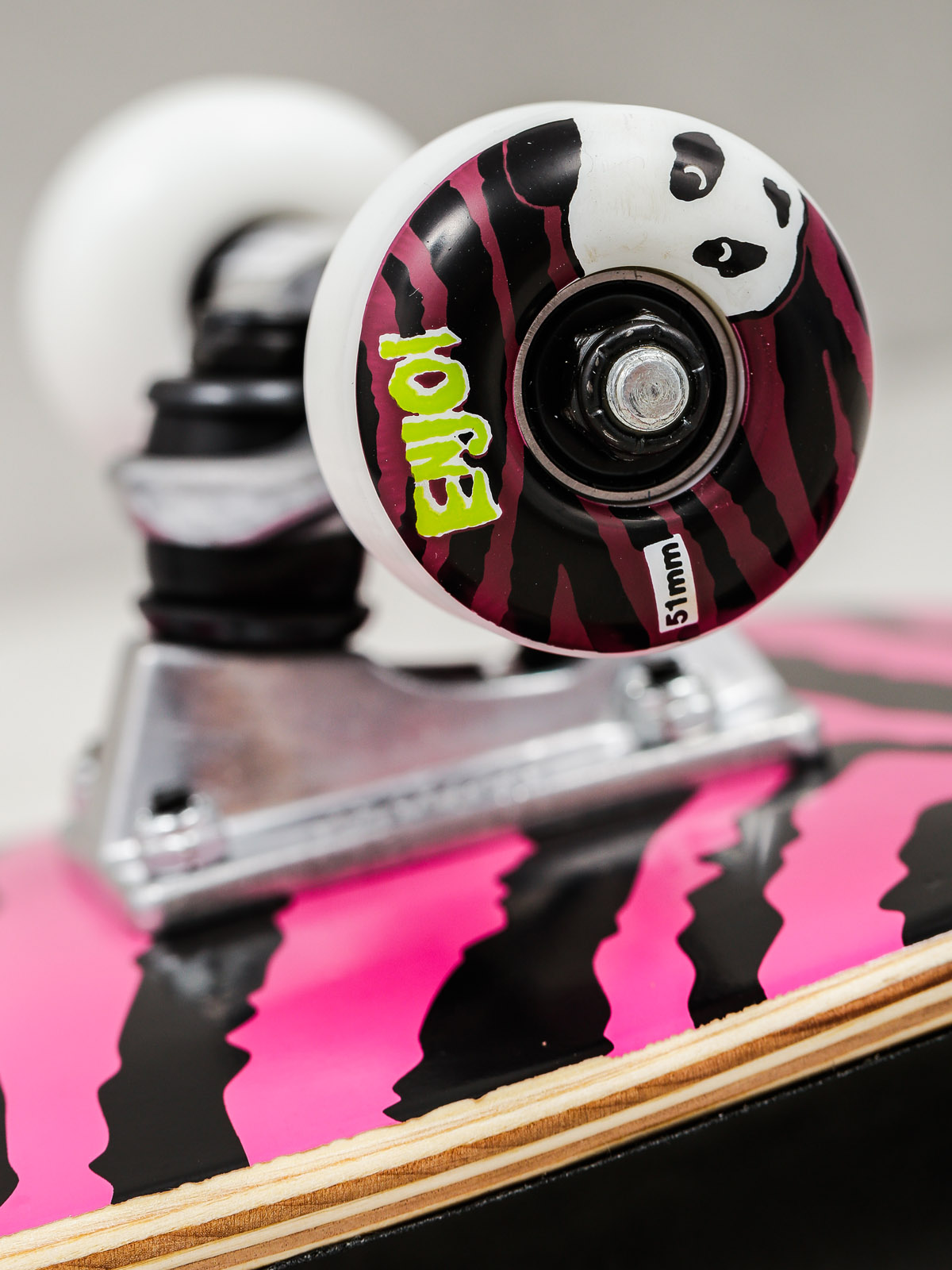 Enjoi Skateboard Zebra Punk Yth (pink)