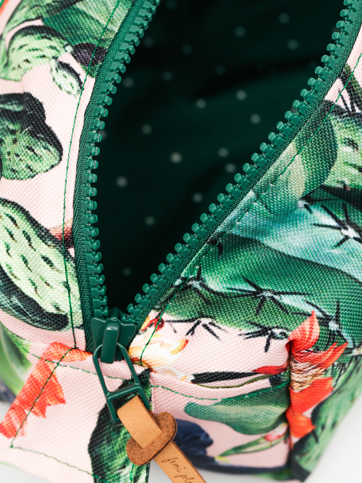 Kosmetická taška Femi Pleasure Ikaia Wmn (cnts)