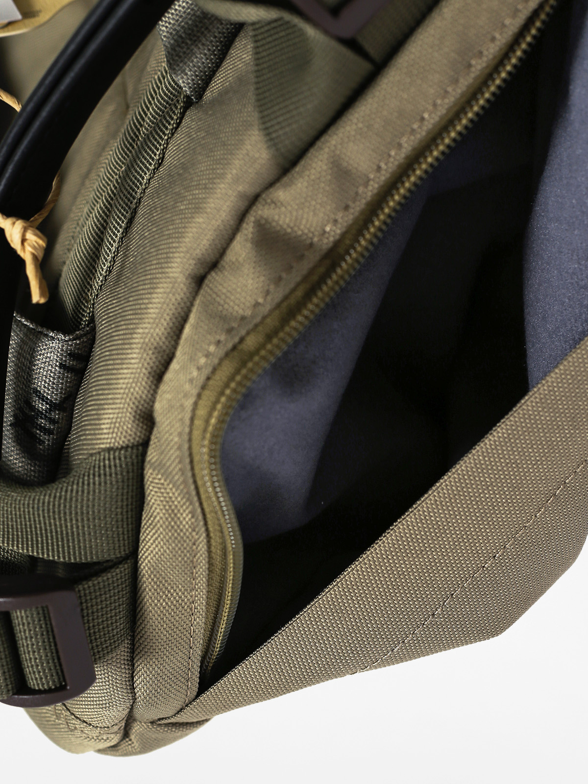 Batoh Burton Annex (artifact print)