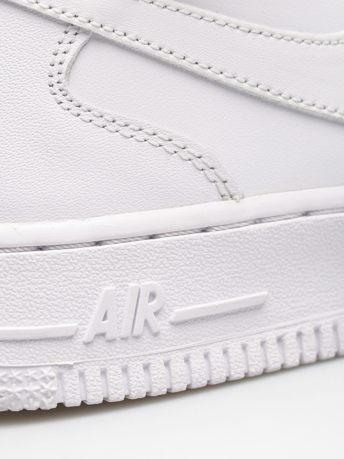 Boty Nike Air Max Force 1 Mid 07 Le Wmn (white/white)