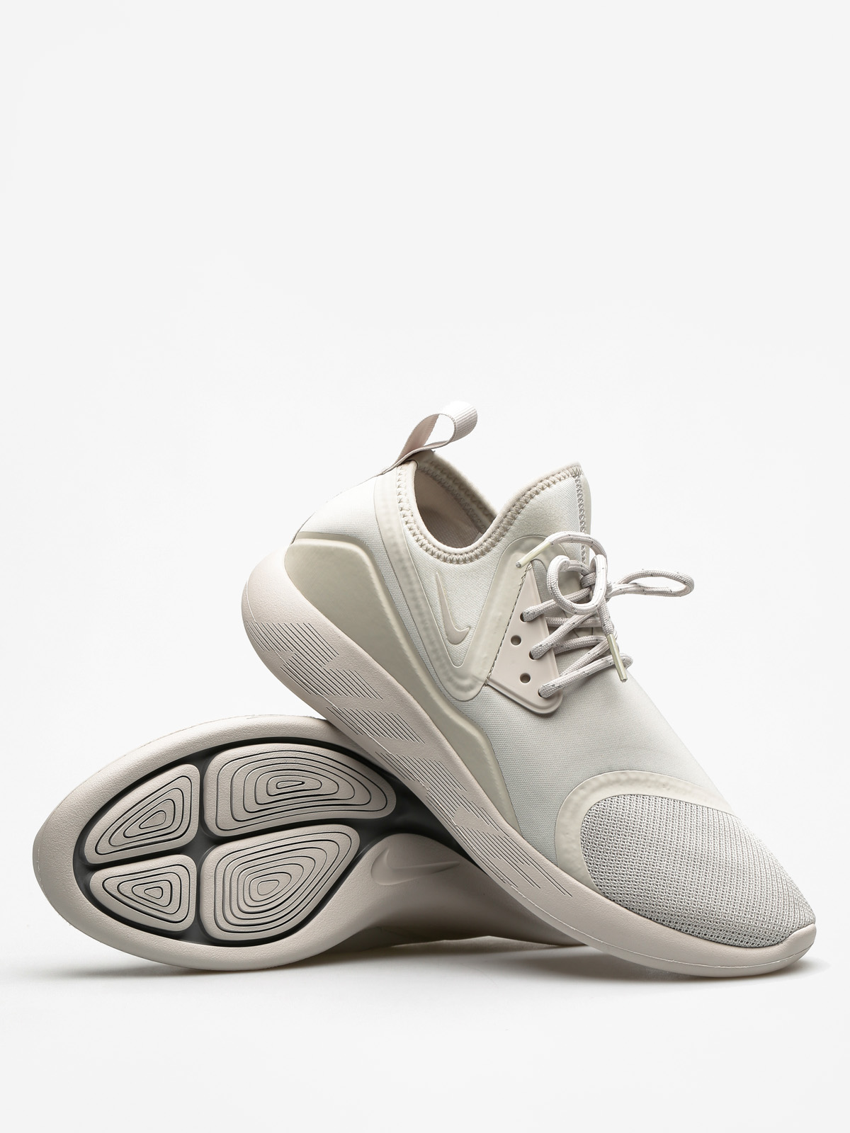 Boty Nike Lunarcharge Essential Wmn (light bone/light bone cool grey)