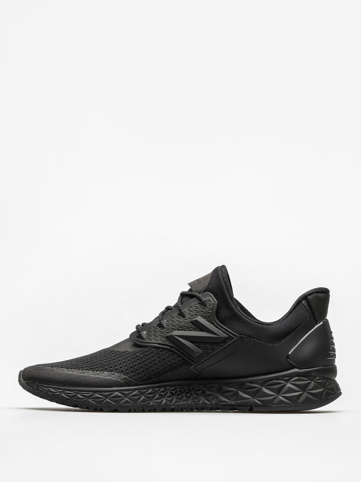 New Balance Boty 100 (black)