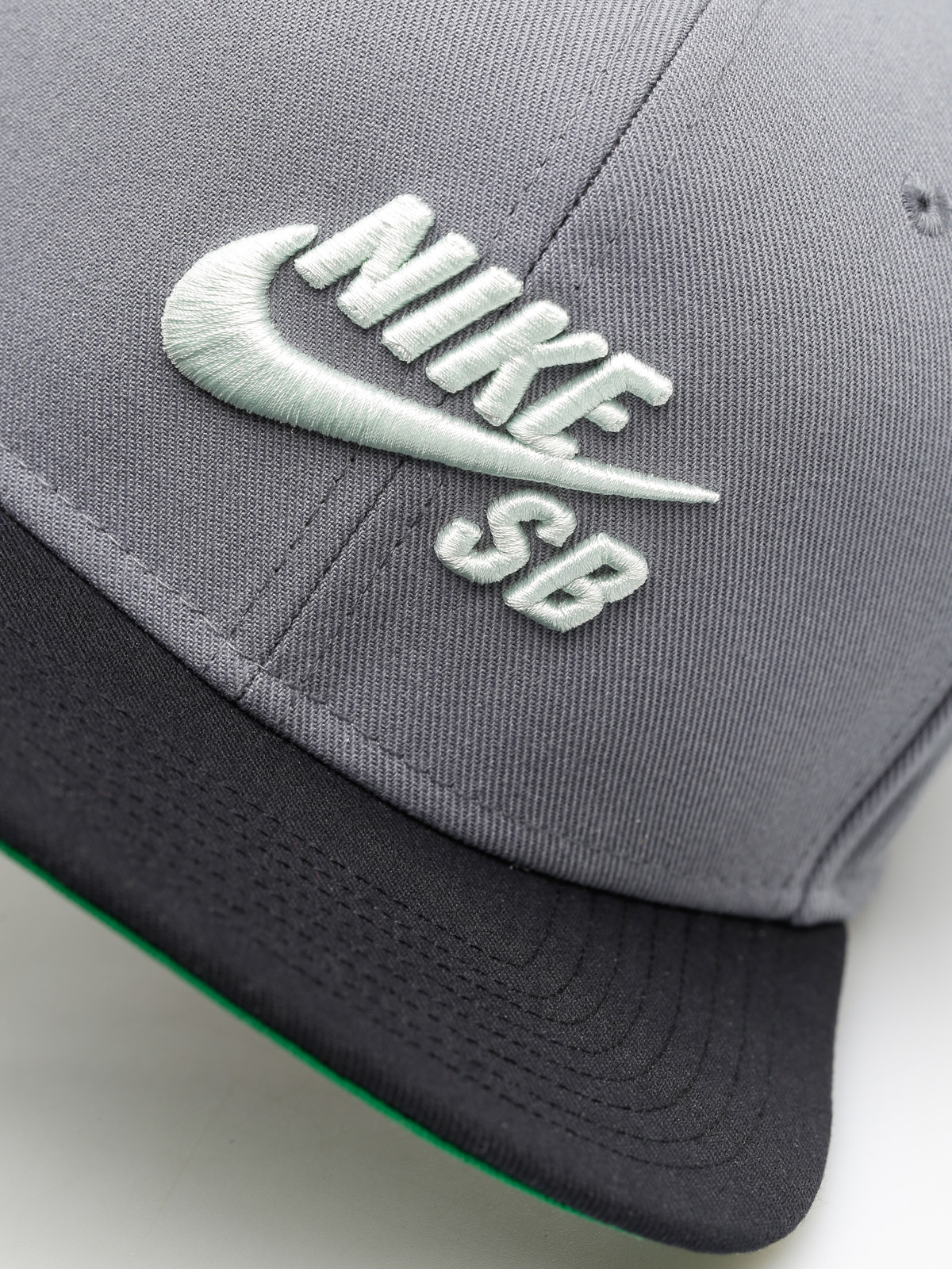Kšiltovka  Nike SB Sb Icon Snapback ZD (cool grey/black/pine green/barely green)