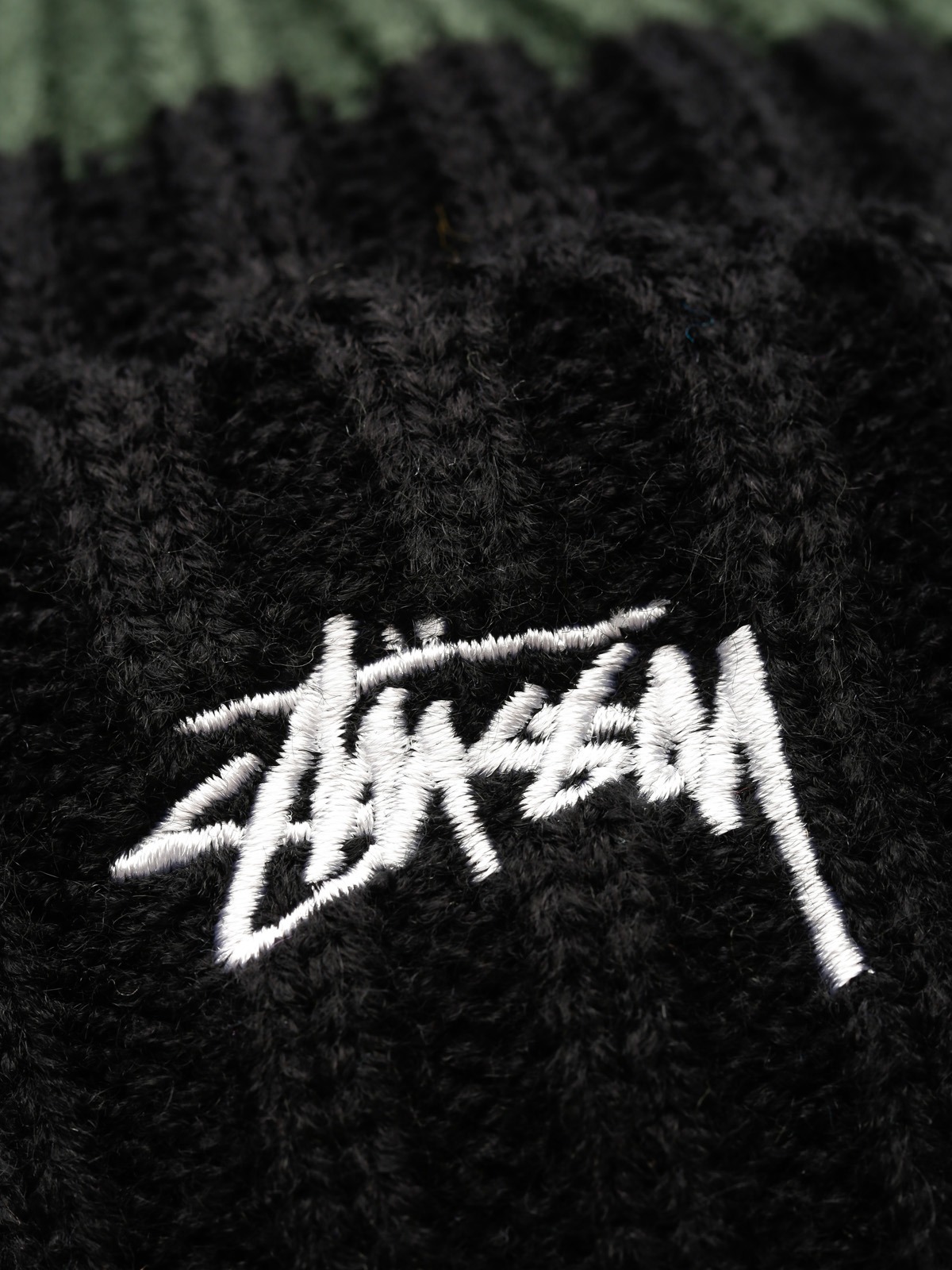 Stussy Čepice Gravity Pom Pom Beanie (forest)