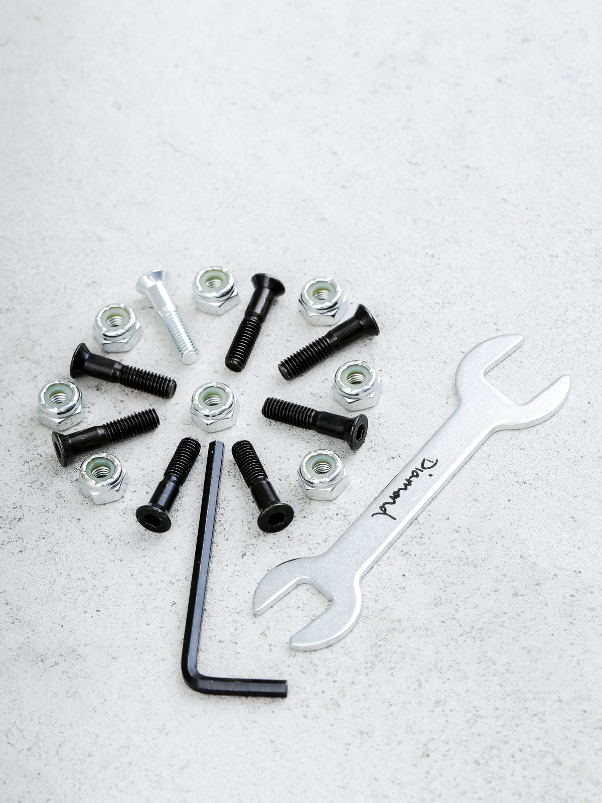 Šroubky Diamond Supply Co. Signature Pro Hardware Nyjah Huston (silver)