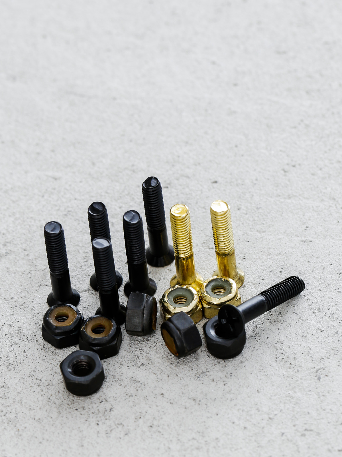 Shake Junt Šroubky Andrew Reynolds Phillips (black/gold 1