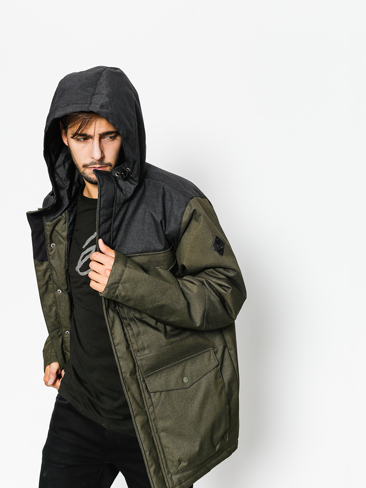 Bunda Vans Woodmoor (grape leaf/black)