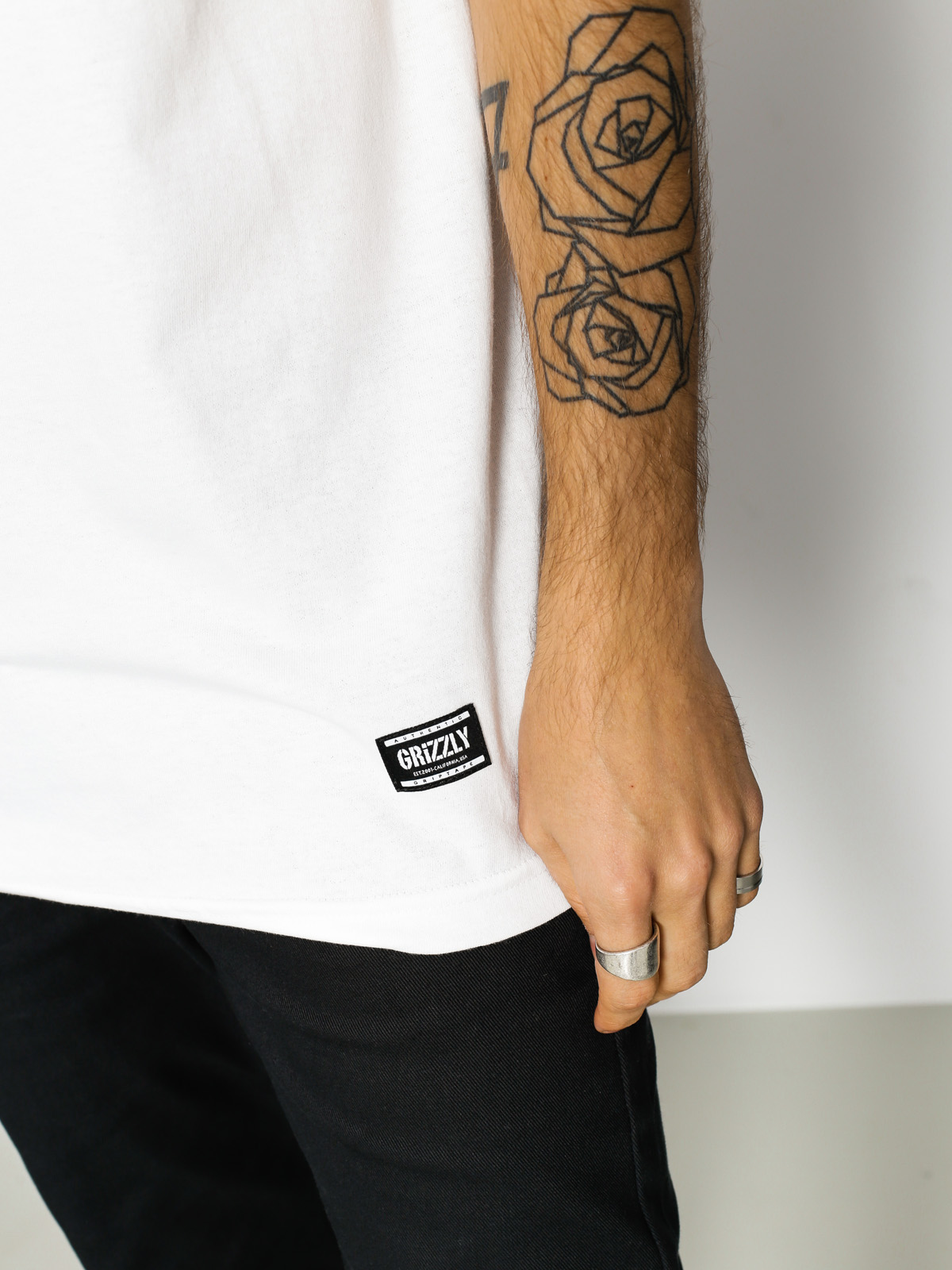 Tričko Grizzly Griptape Gentlemans (white)