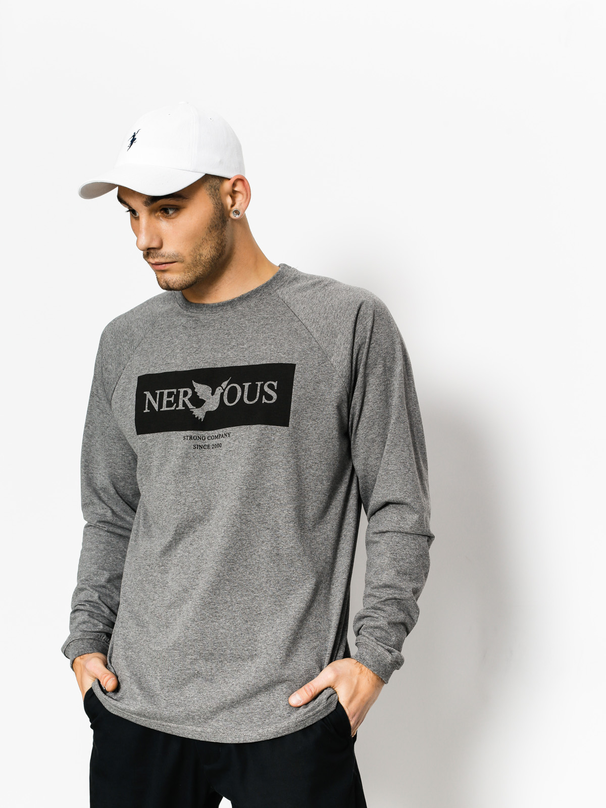 Nervous Longsleeve Brand Box (graphite)