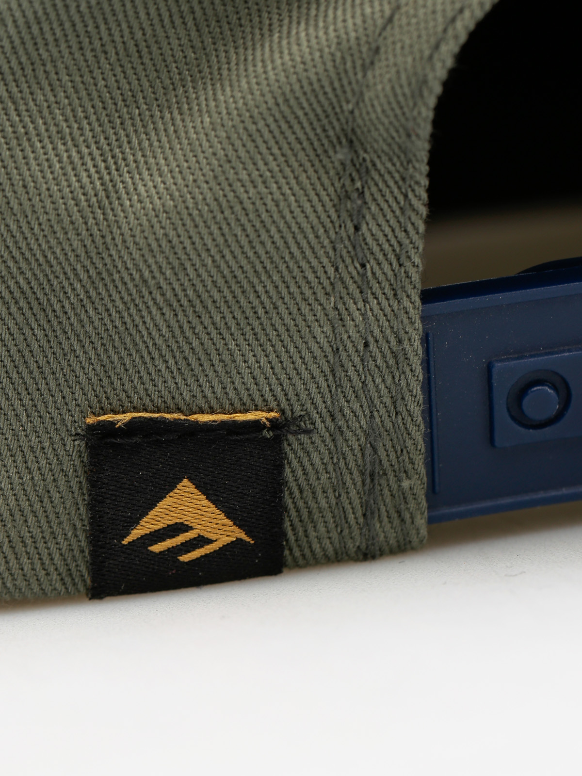 Kšiltovka  Emerica Triangle Snapback ZD (army)