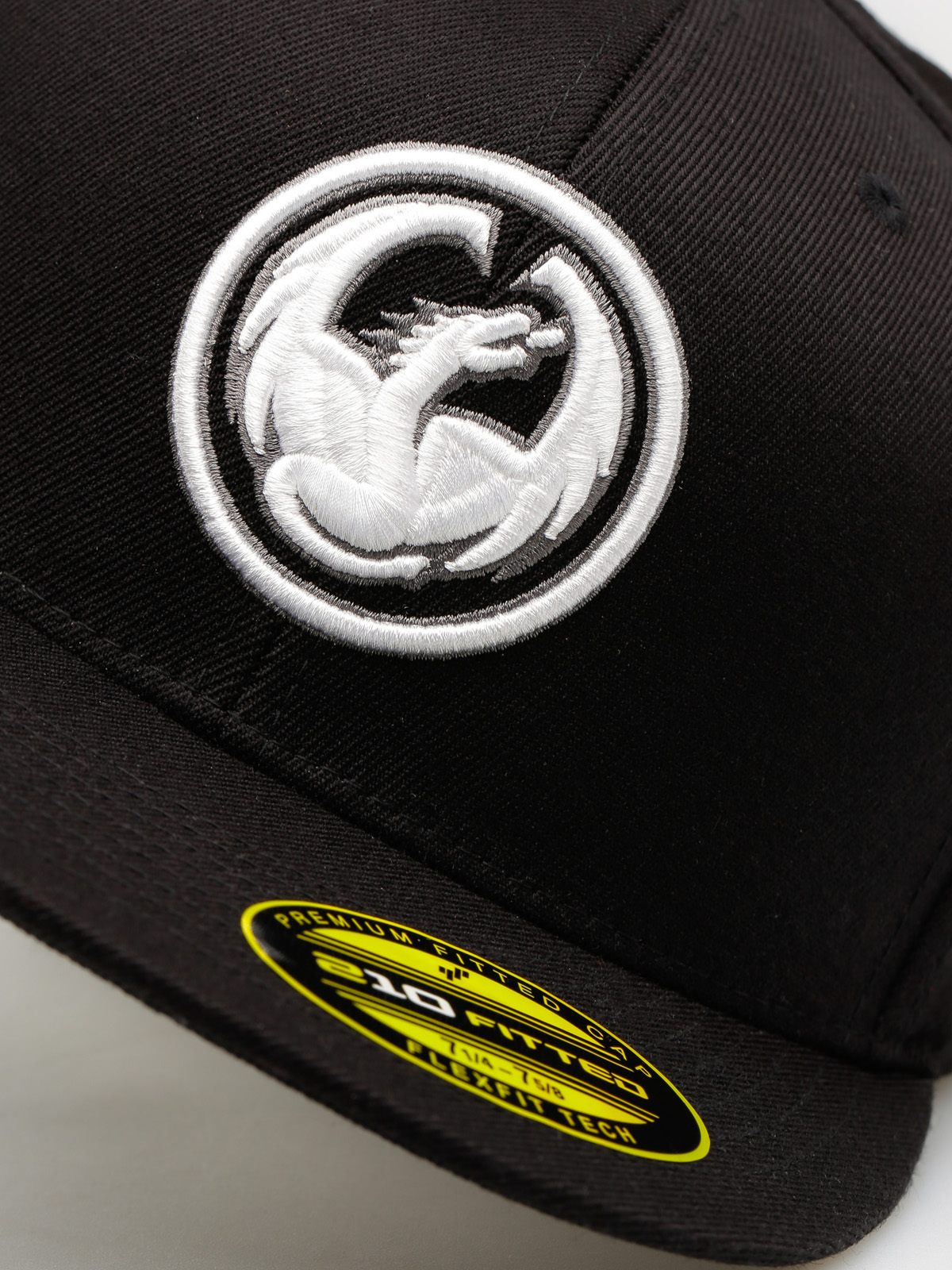 Čepice Dragon Icon 210 Classic (black)