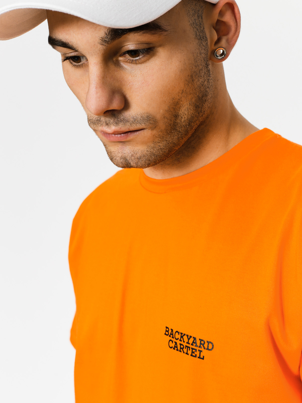 Tričko Backyard Cartel Back Label (claret)