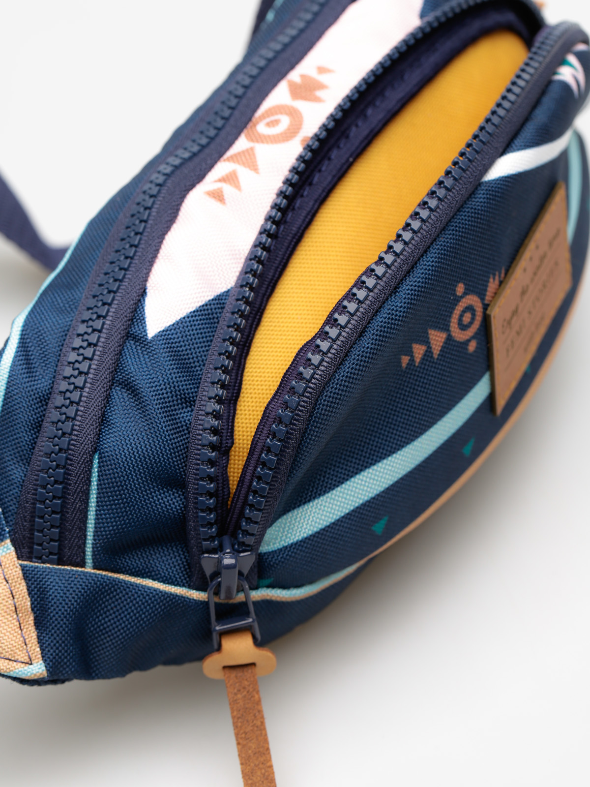 Femi Stories Ledvinka Hanale Wmn (azt)