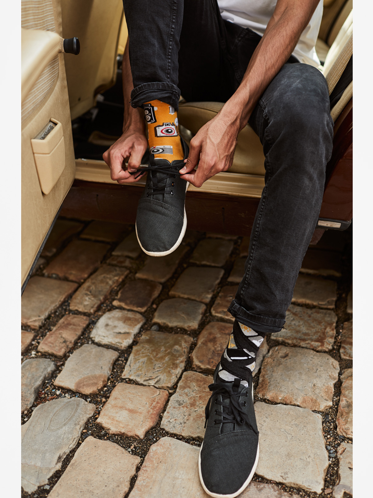 Ponožky Many Mornings Retro Camera (mustard/grey)