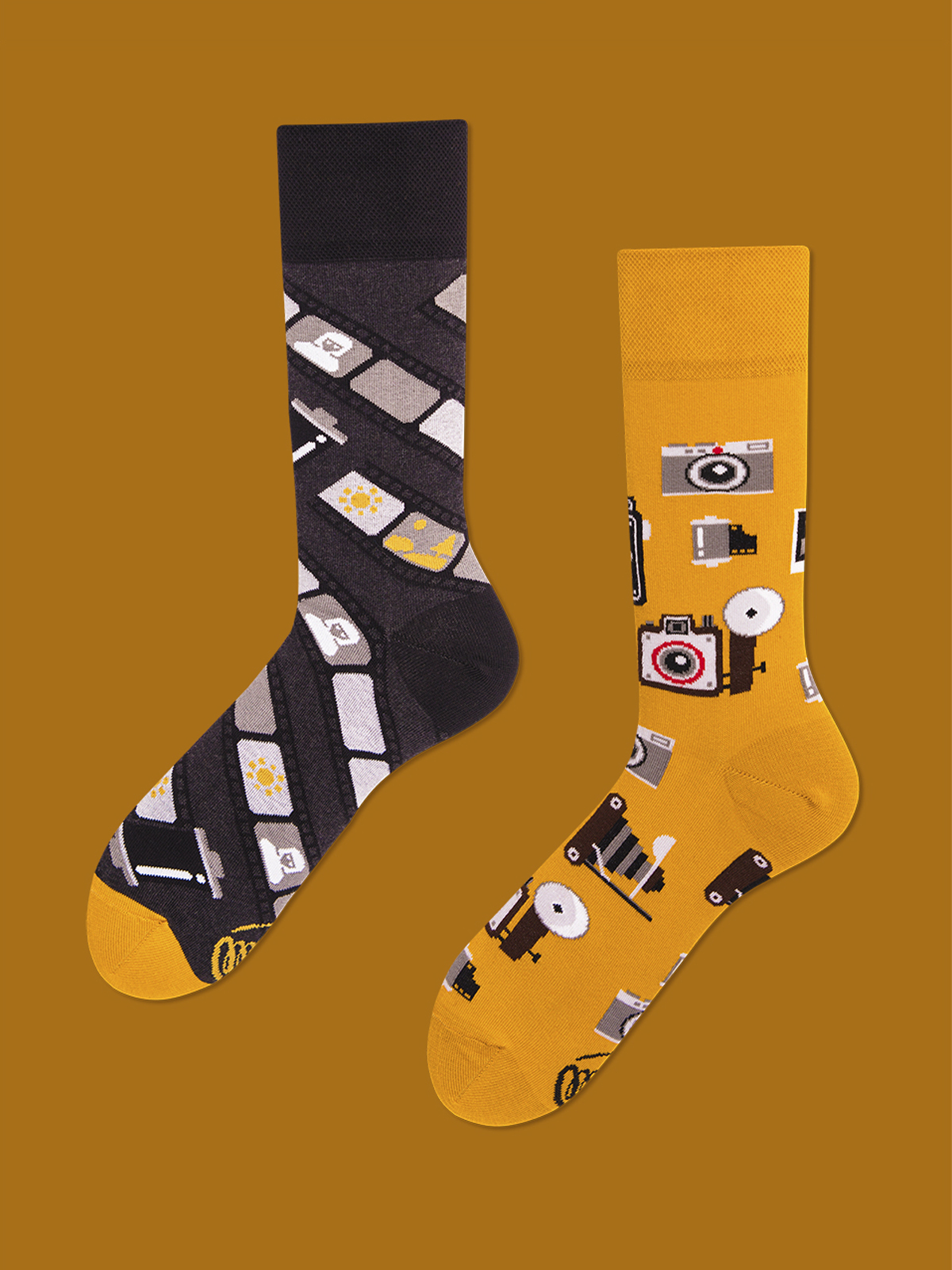 Ponožky Many Mornings Retro Camera (mustard/grey)