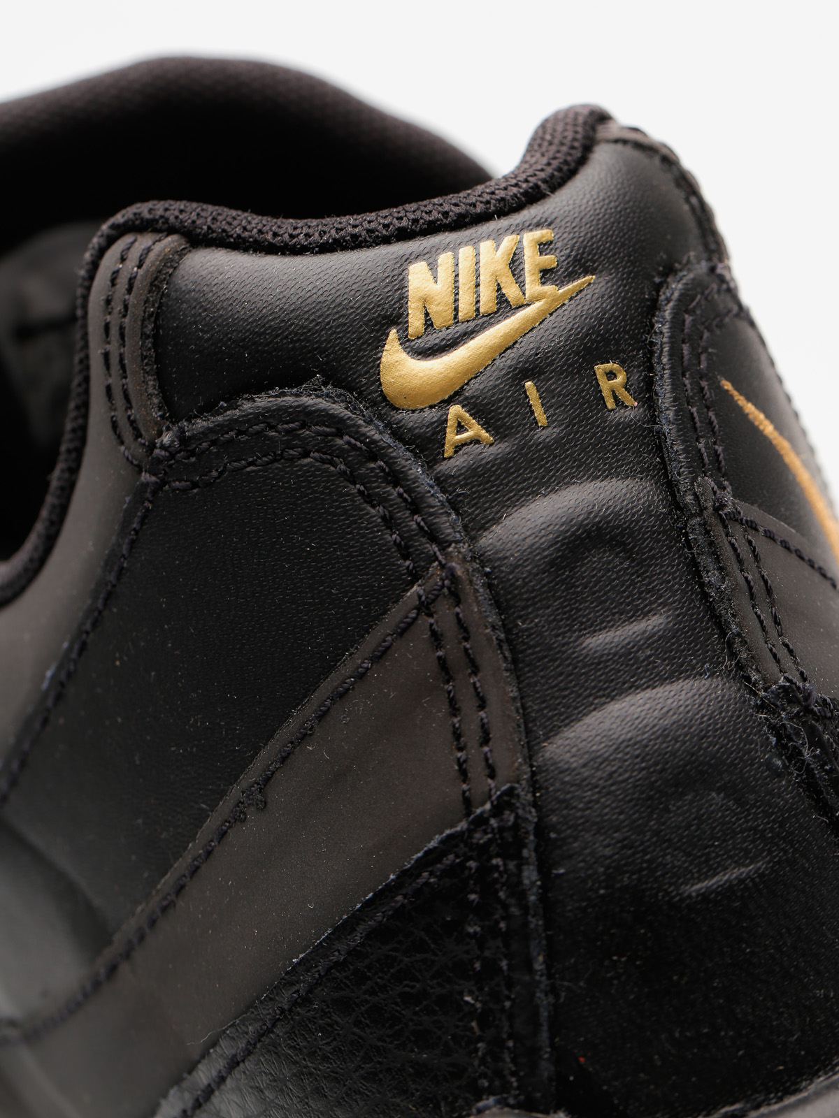 Boty Nike Air Max 95 Premium Se (black/metallic gold)