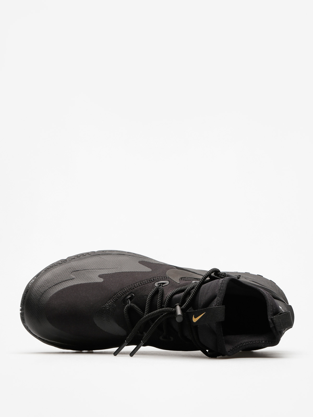 nike terra sertig black