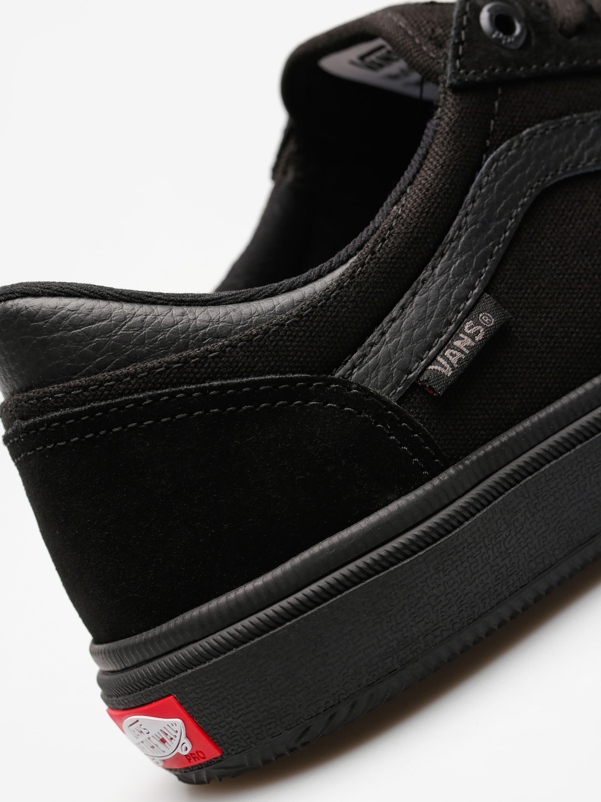 Boty Vans Gilbert Crockett 2 Pro (suede/blackout)
