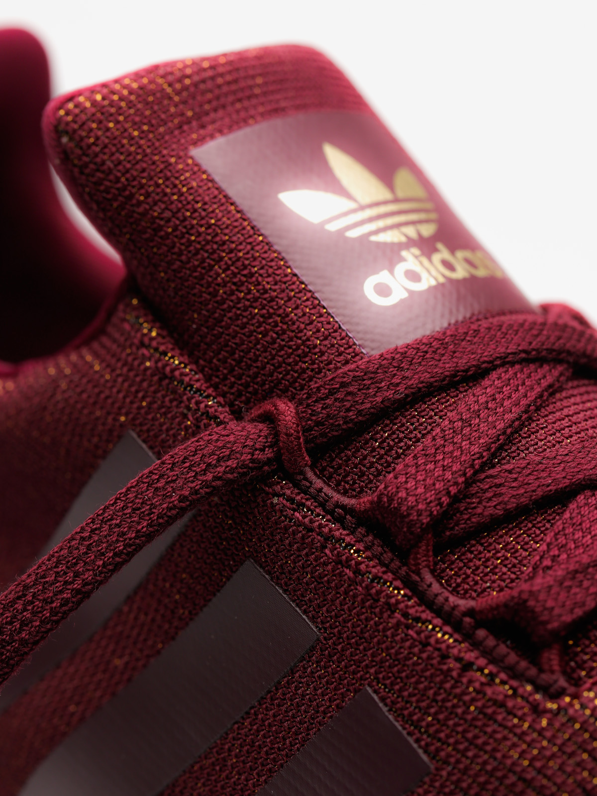 Boty adidas Swift Run W Wmn (maroon/maroon/ftwwht)