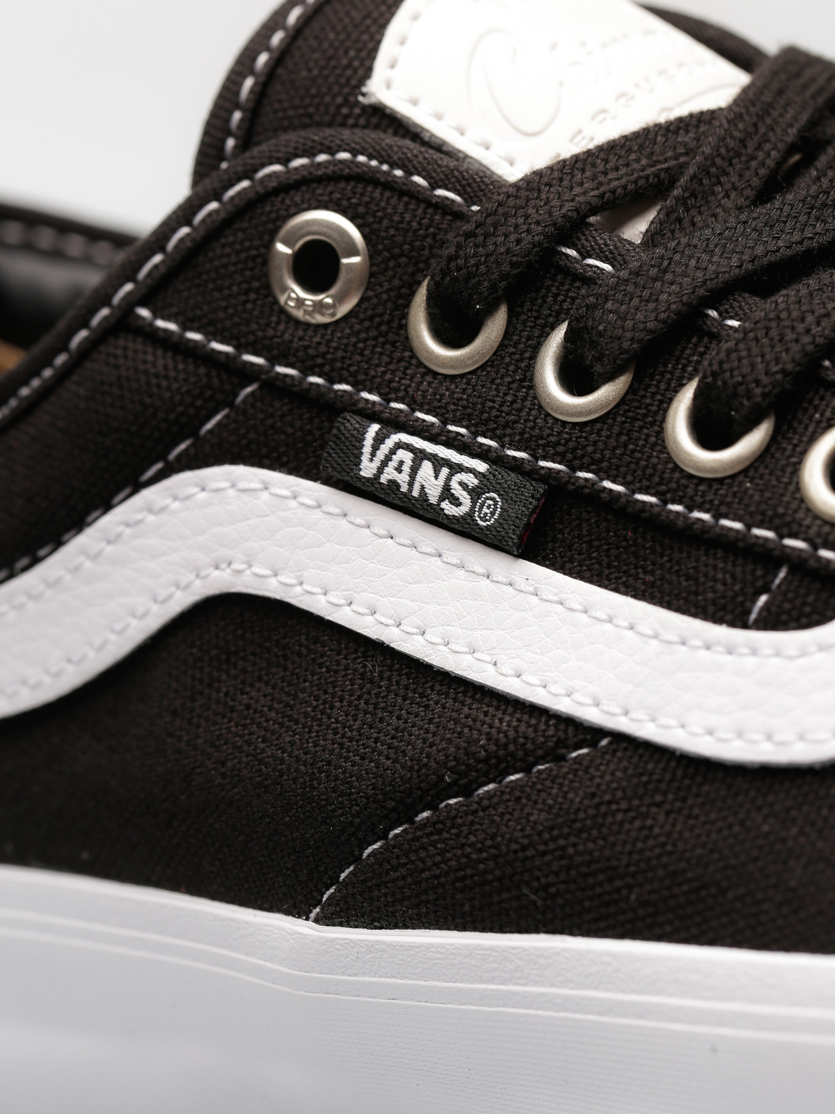 Boty Vans Chima Pro 2 (canvas/black/white)