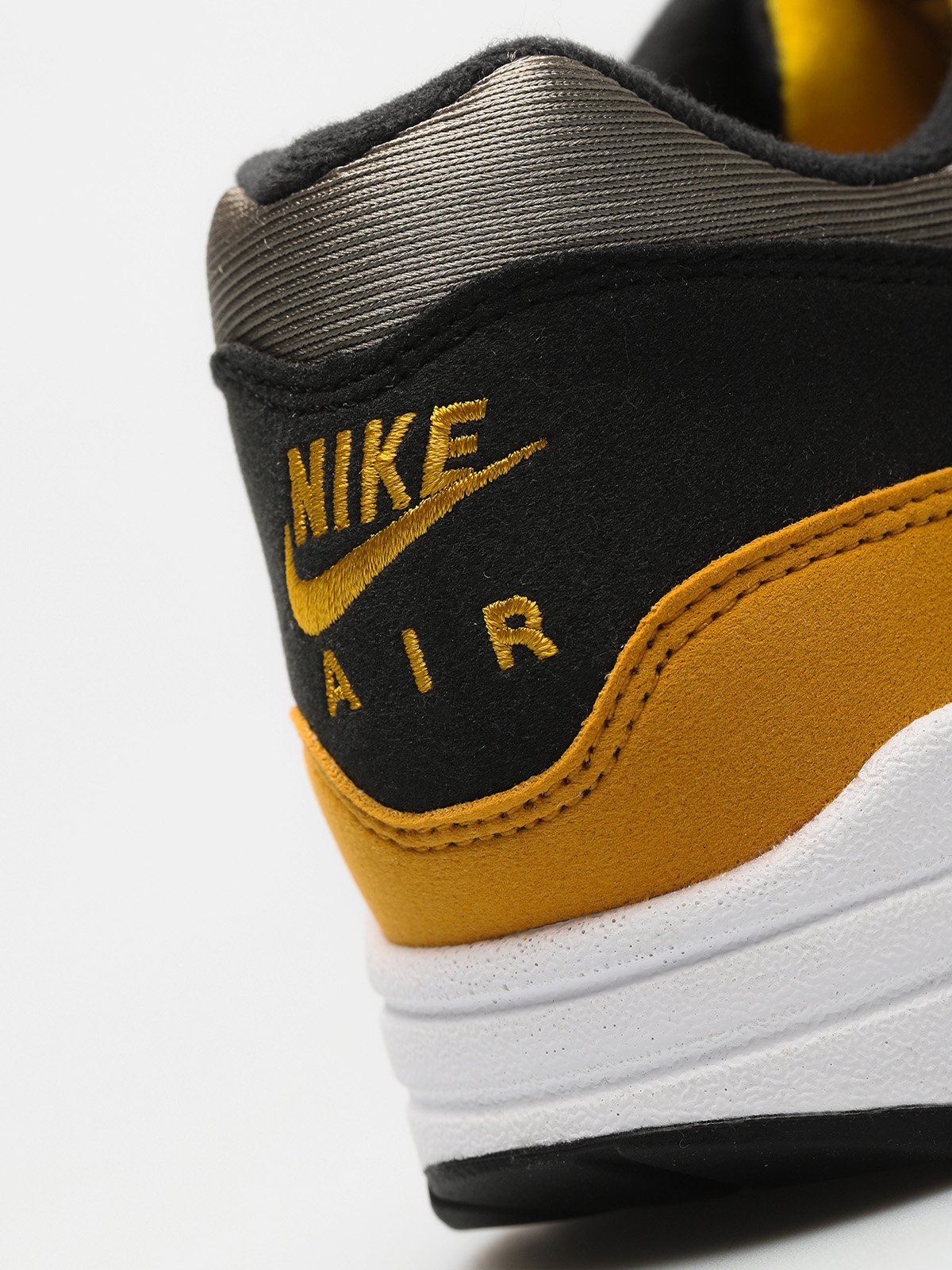 Boty Nike Air Max 1 (dark stucco/vivid sulfur black)