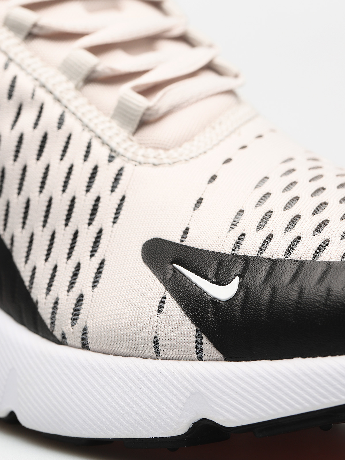 Boty Nike Air Max 270 (black/light bone hot punch white)