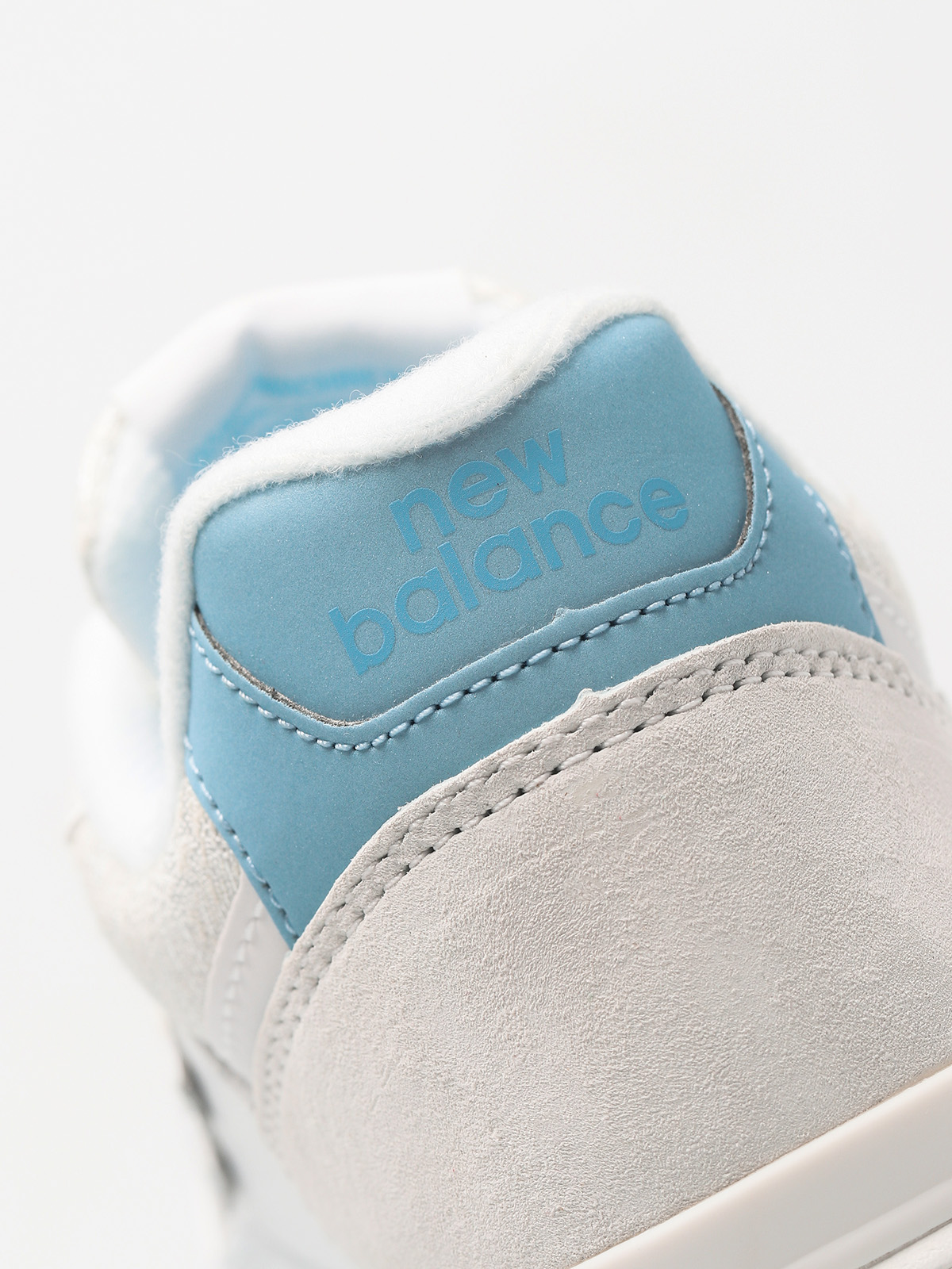  Boty New Balance 840 Wmn (white)