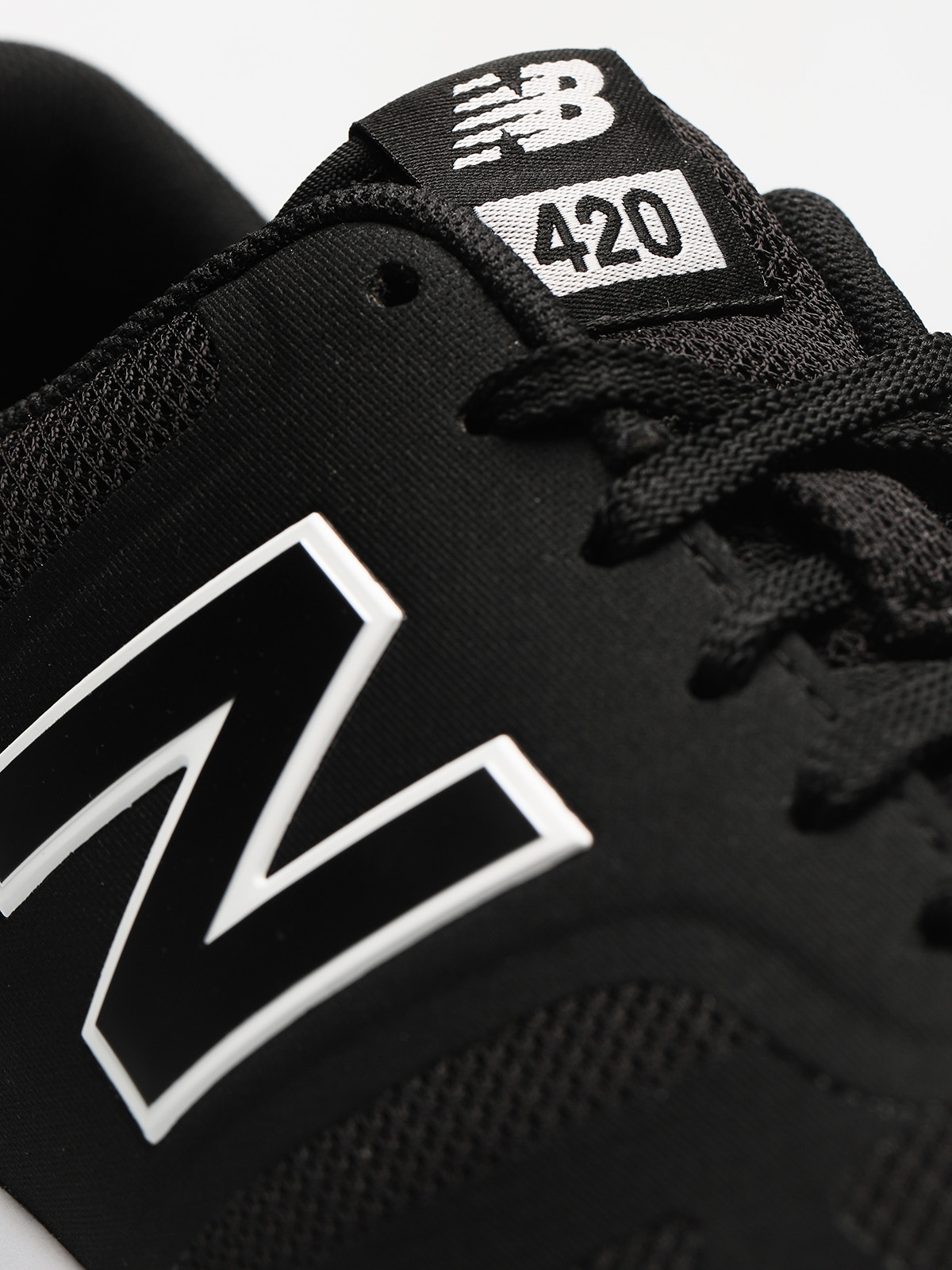 New balance 420 on sale trainers in black mrl420cd