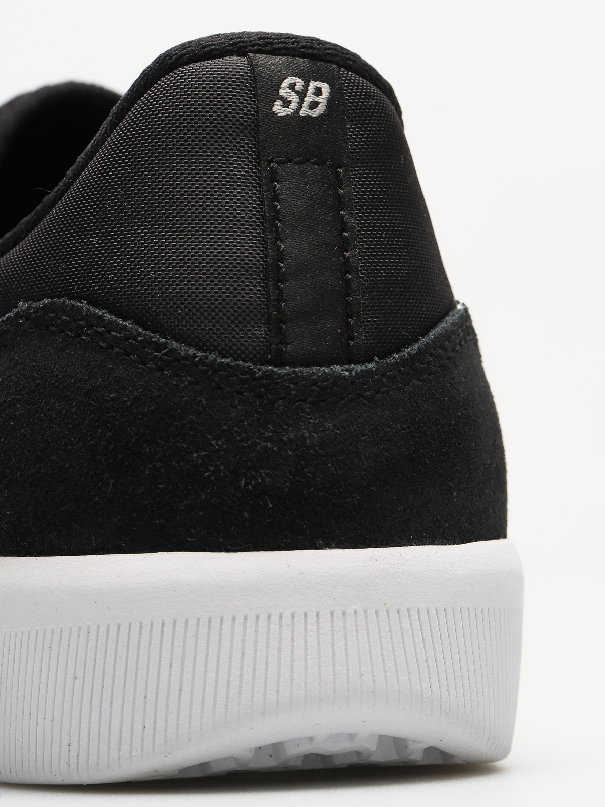 Boty Nike SB Sb Team Classic (black/light bone white)