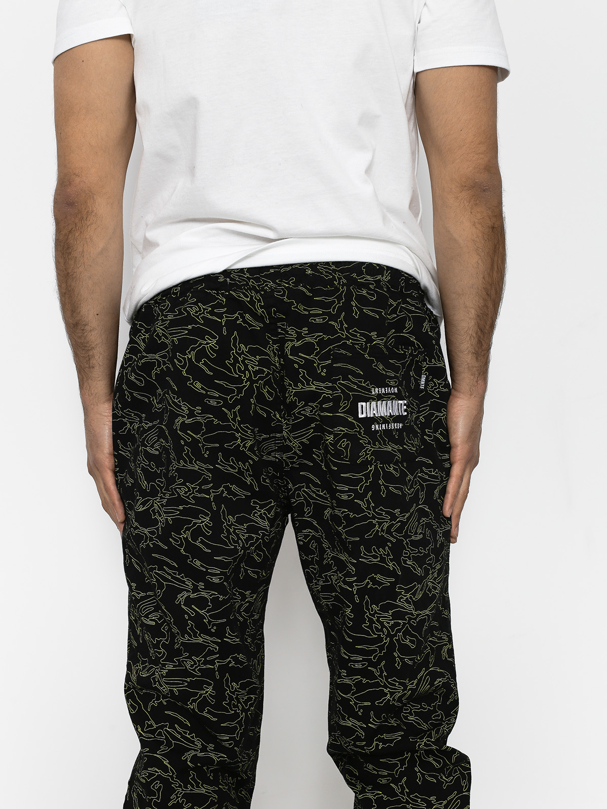 Kalhoty Diamante Wear Flight School Classic Jogger (yellow/camo)