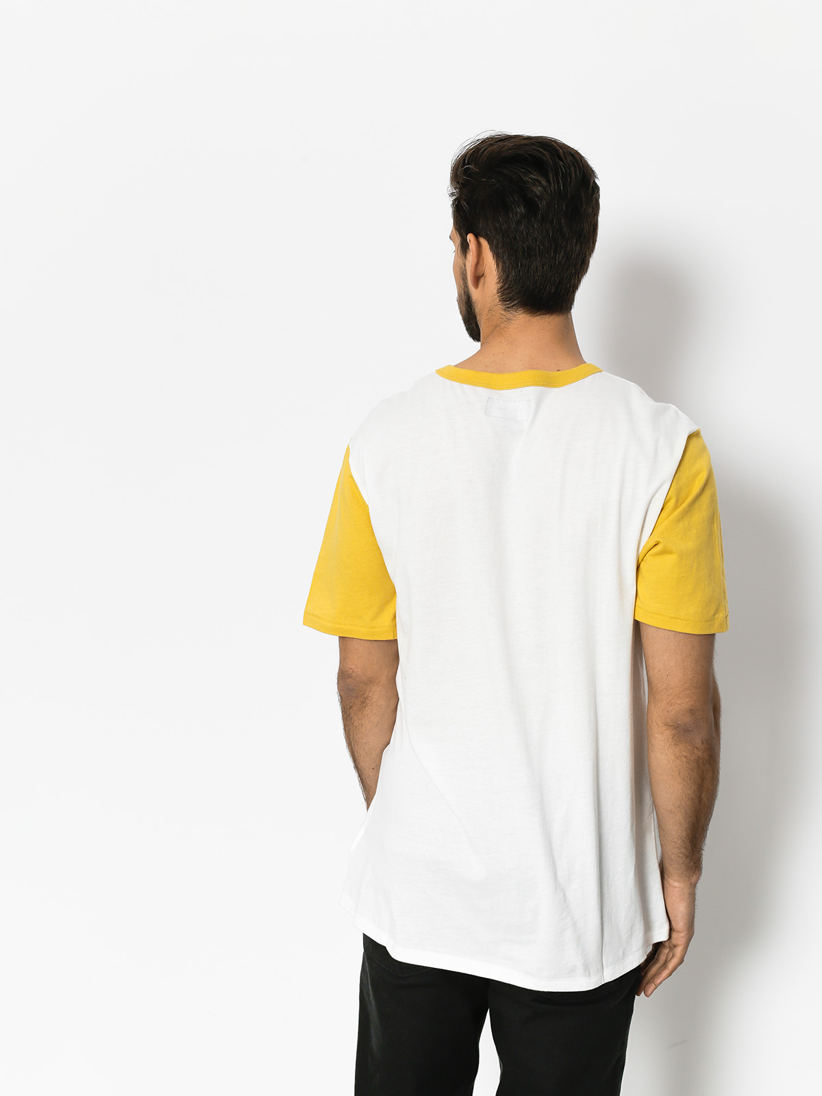 Tričko Brixton Stith Henley (off white/washed yellow)