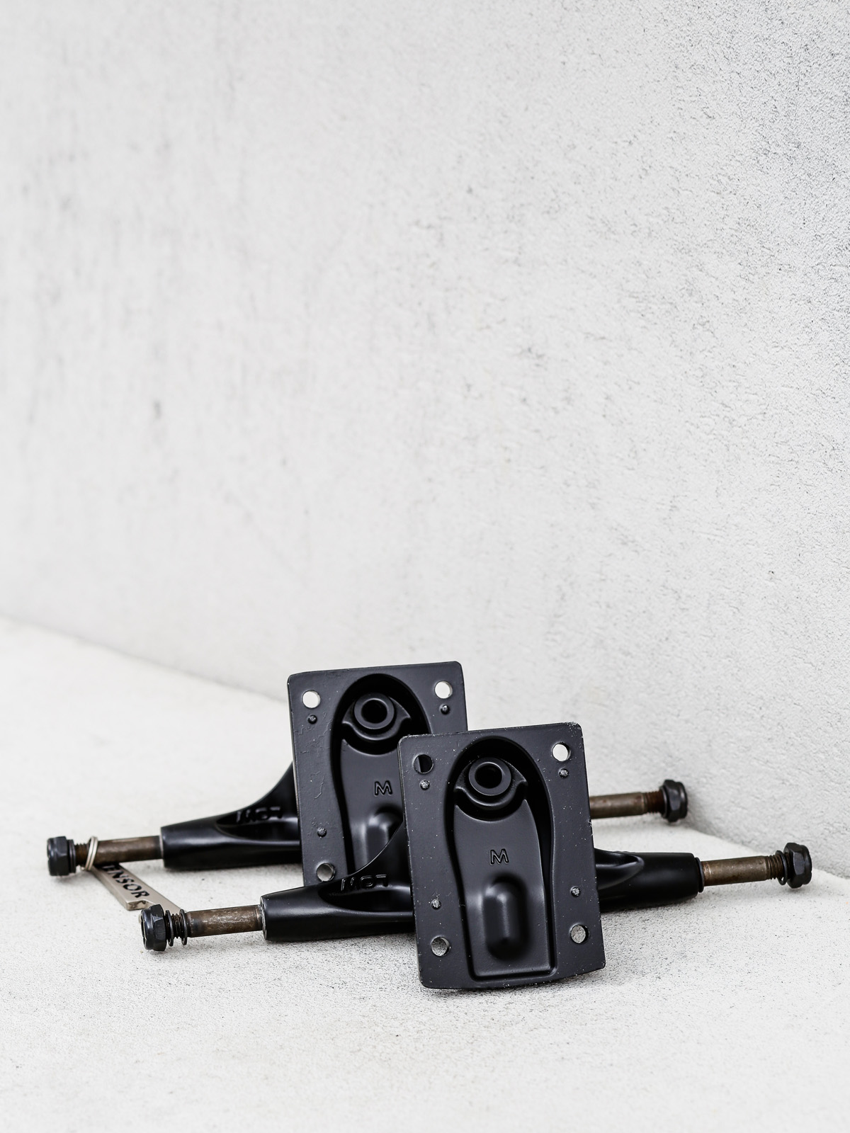 Trucky Tensor Mag Light Lo Tens (black)