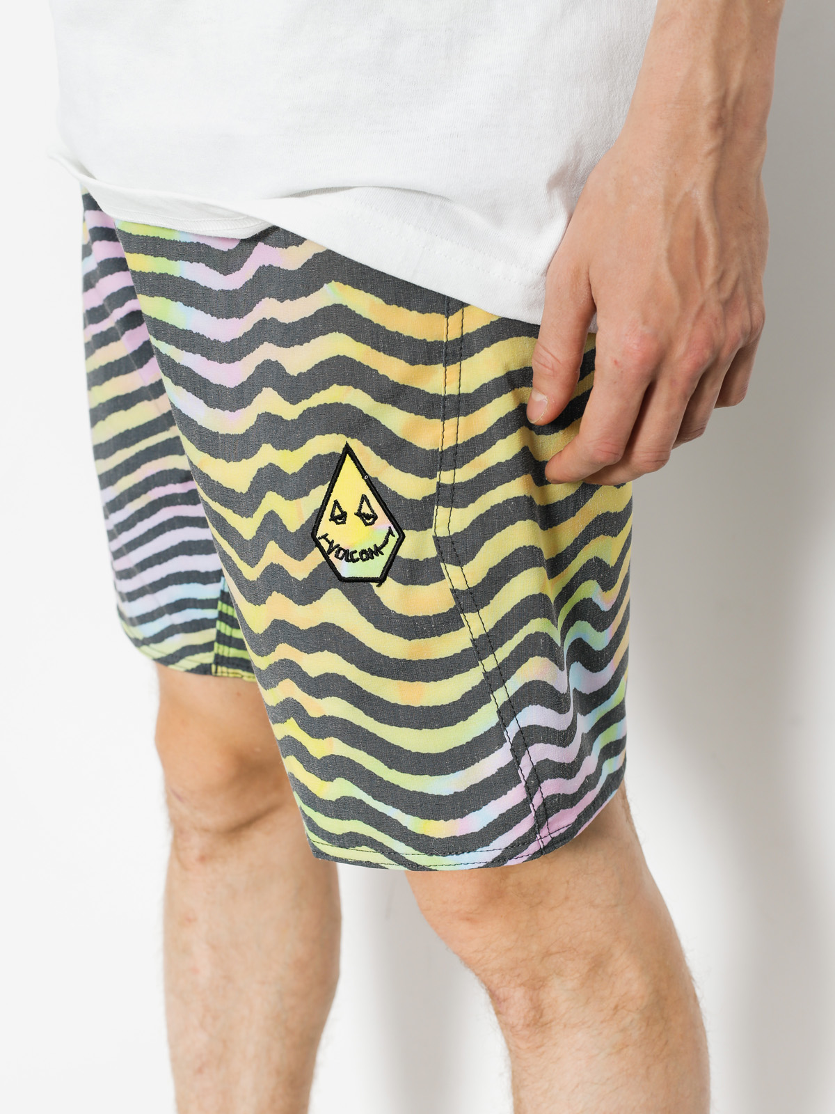 Plážové kraťasy Volcom Mag Vibes Stoney 19 (mlt)