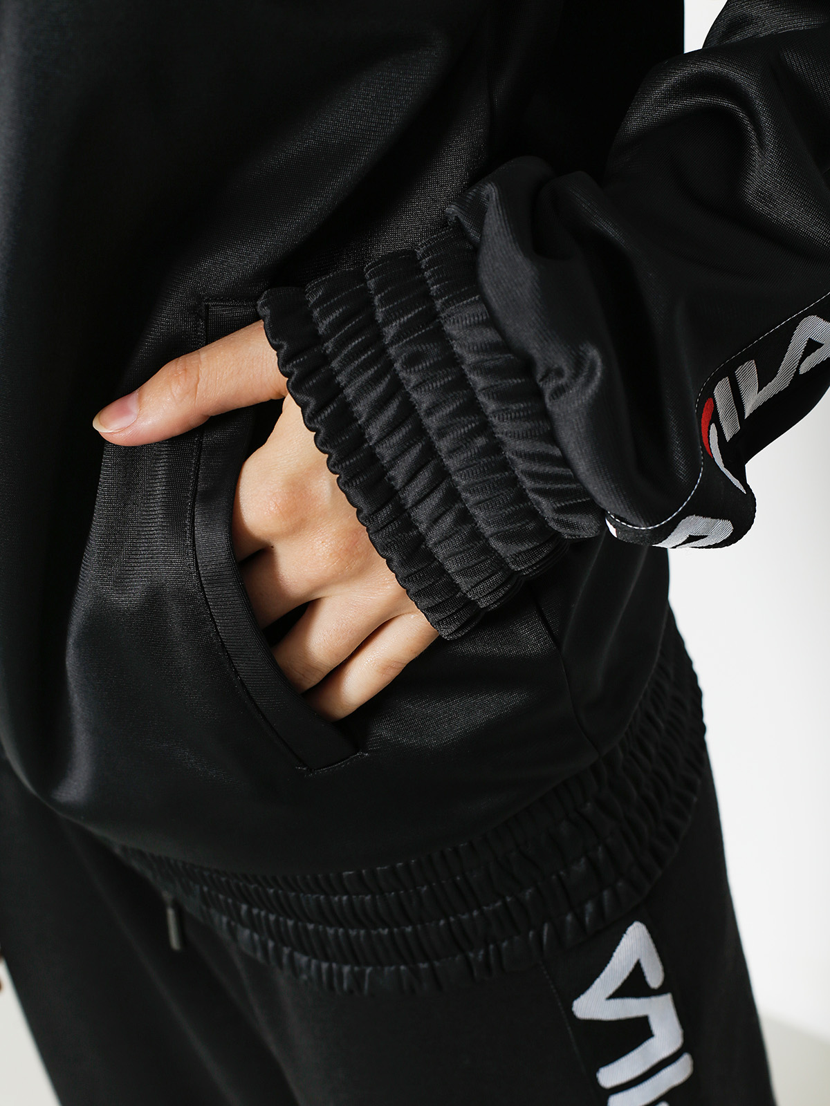 Bunda Fila Strap Track Wmn (black)
