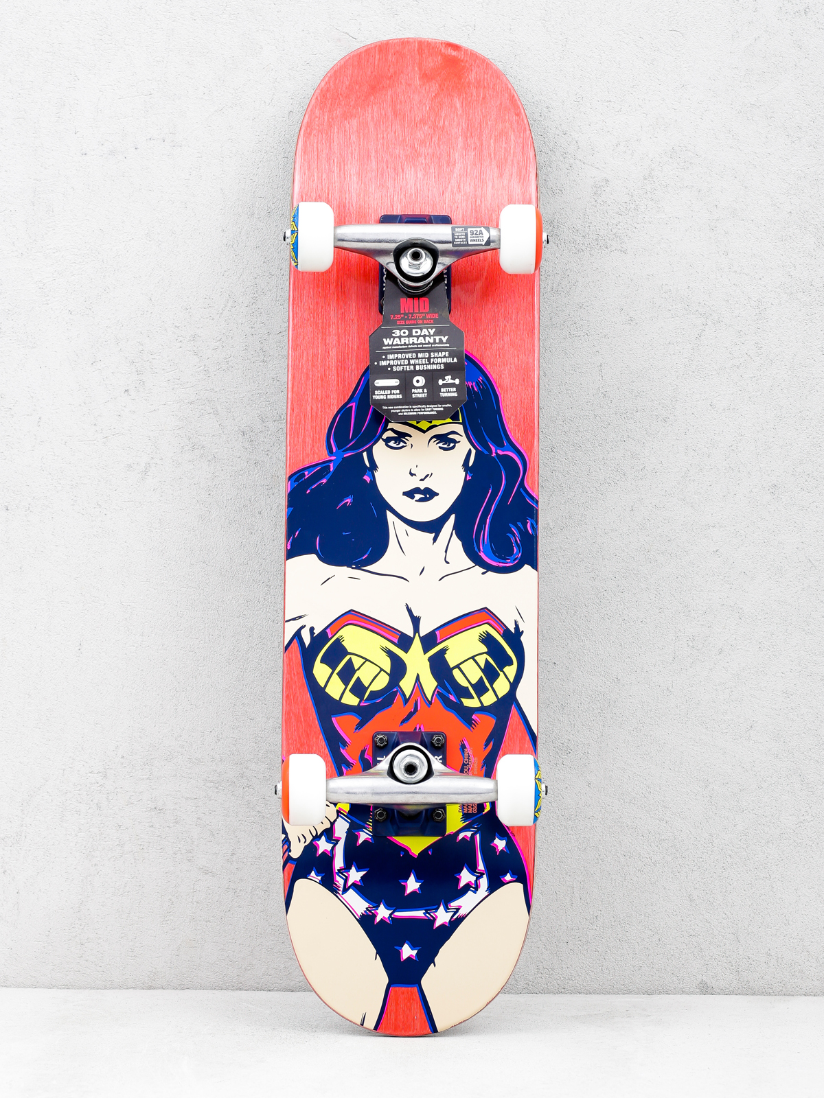 Skateboard Almost Wonder Woman (red)