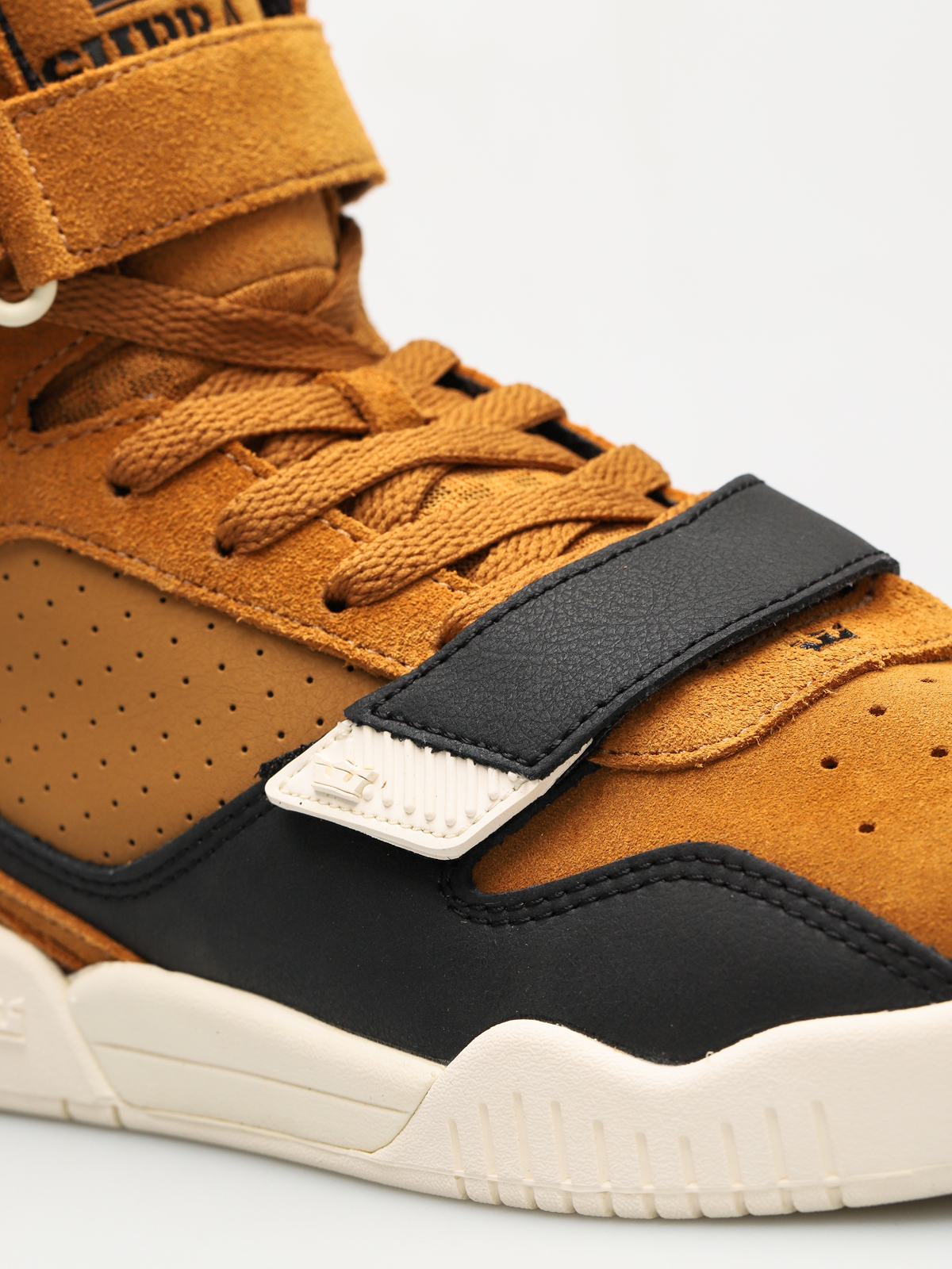 Boty Supra Breaker (tan/black bone)