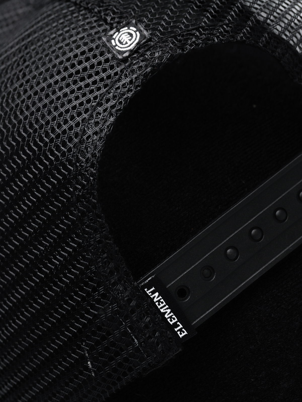 Kšiltovka Element Pioneers Meshback (flint black)