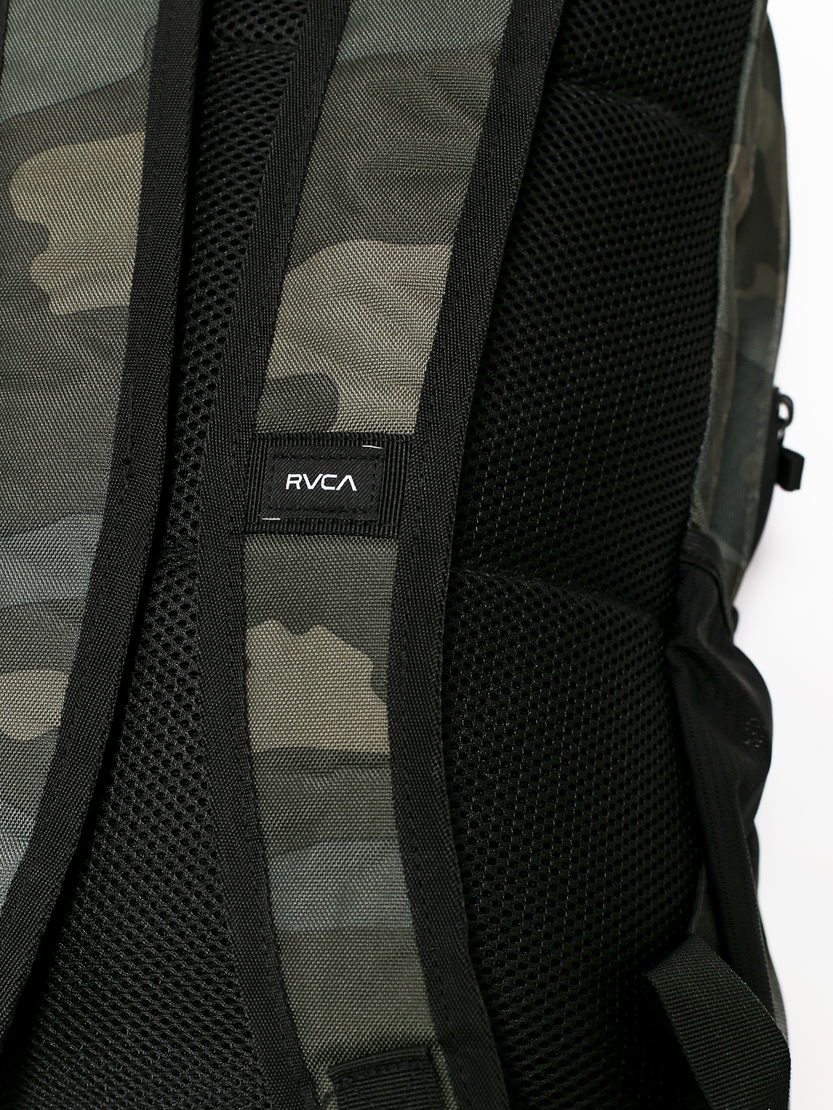 Batoh RVCA Estate Delux (camo)