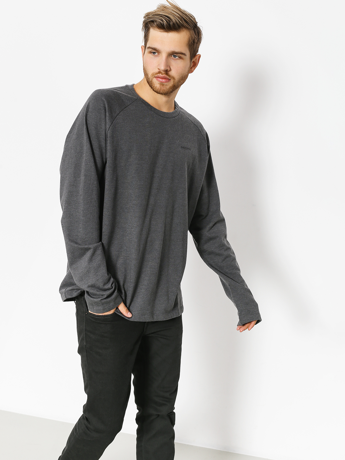 Mikina Patagonia P6 Logo Lw (forge grey)