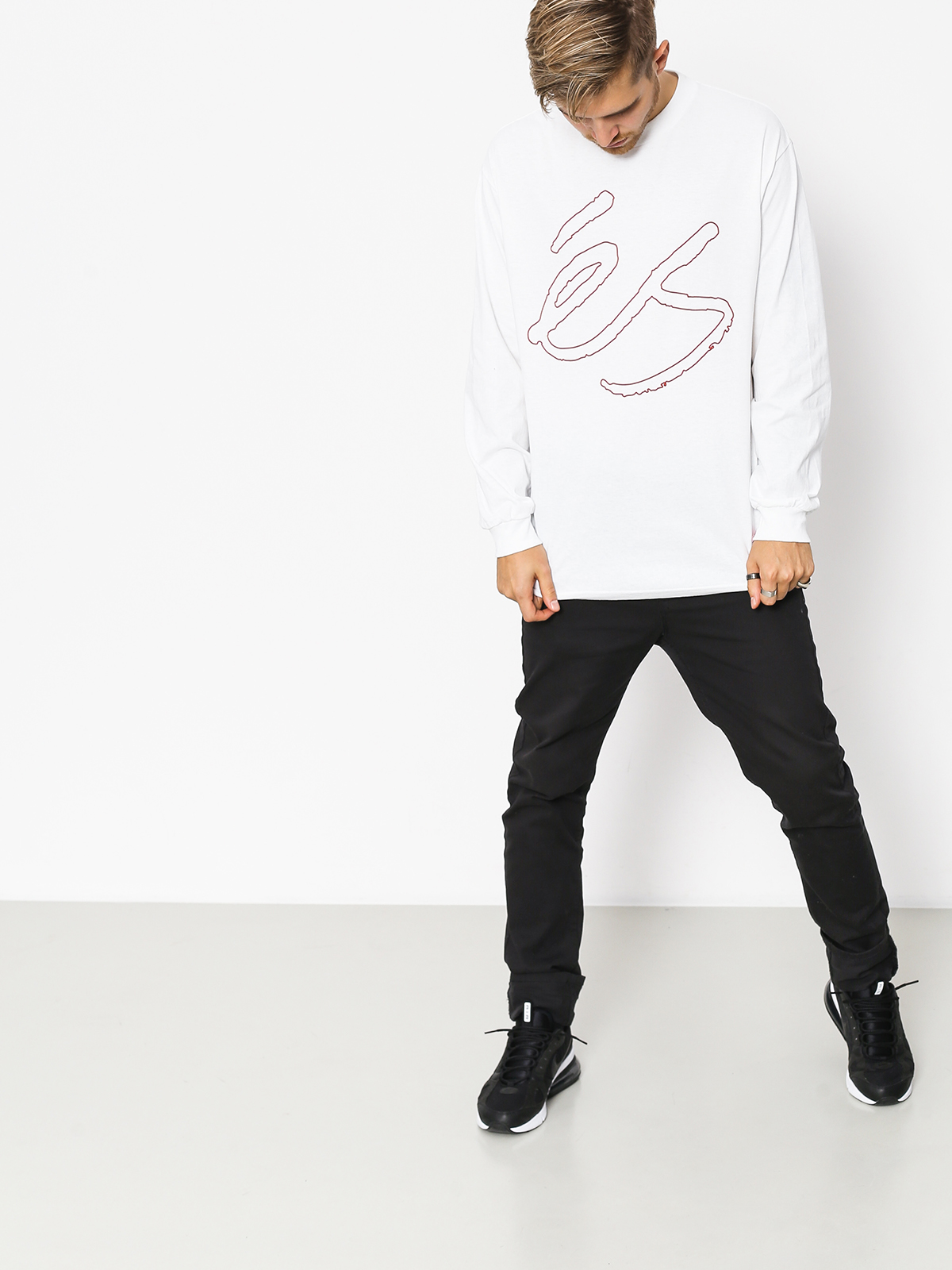 Triko eS Script (white)